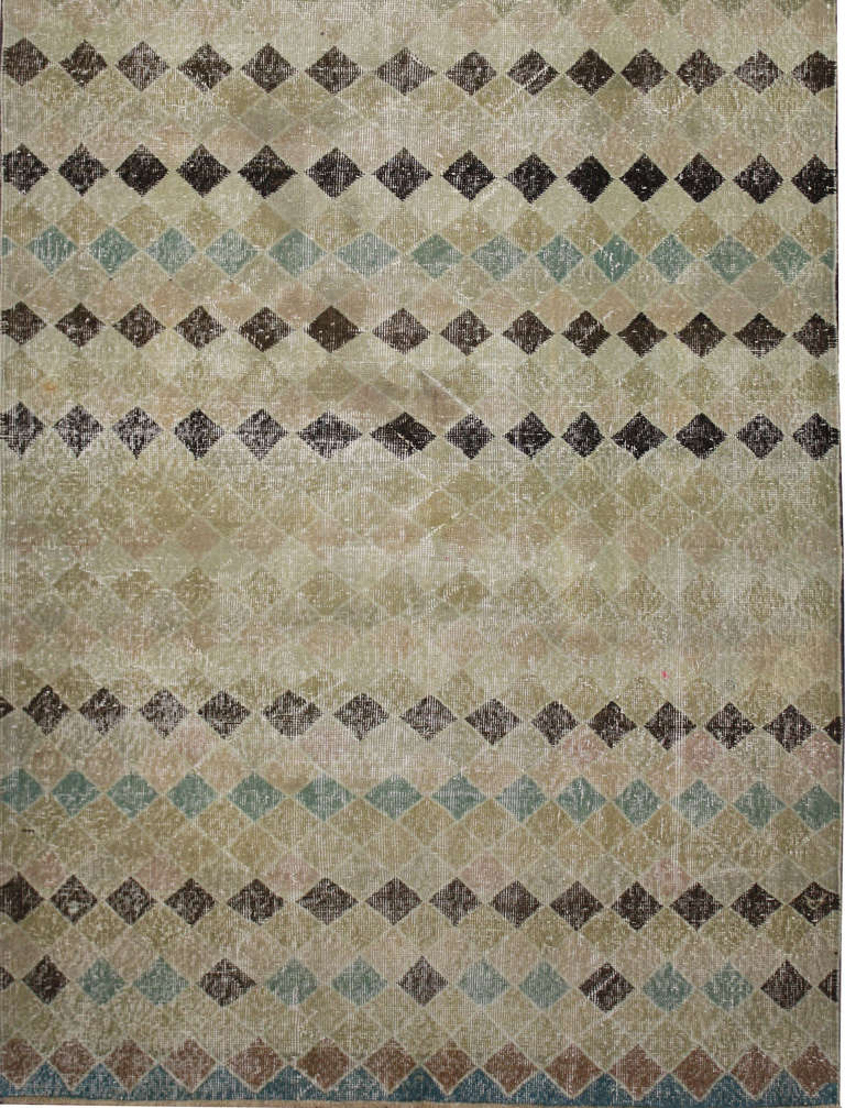 Distressed Vintage Turkish Sivas Area Rug with Modern Design in Muted