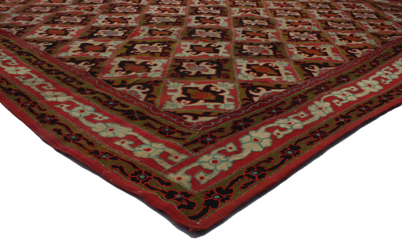 Antique Wool Felted Rug with Transitional Style For Sale at 1stdibs