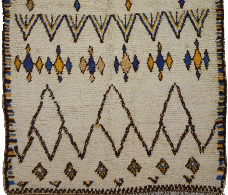 Hand-Knotted Mid-Century Modern Berber Moroccan Rug with Bohemian Style