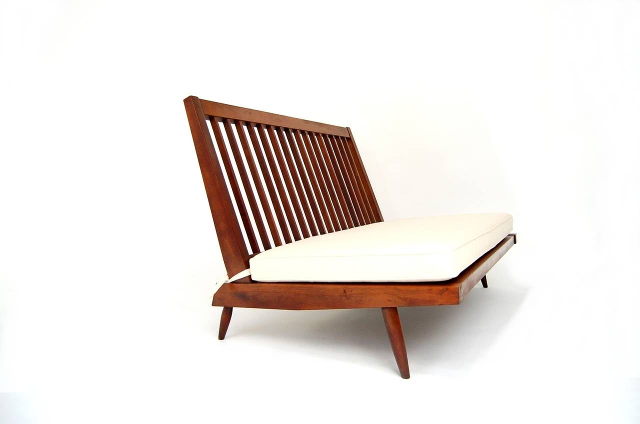 Mid-Century Modern Nakashima Studio Slat-Back Settee in Walnut For Sale