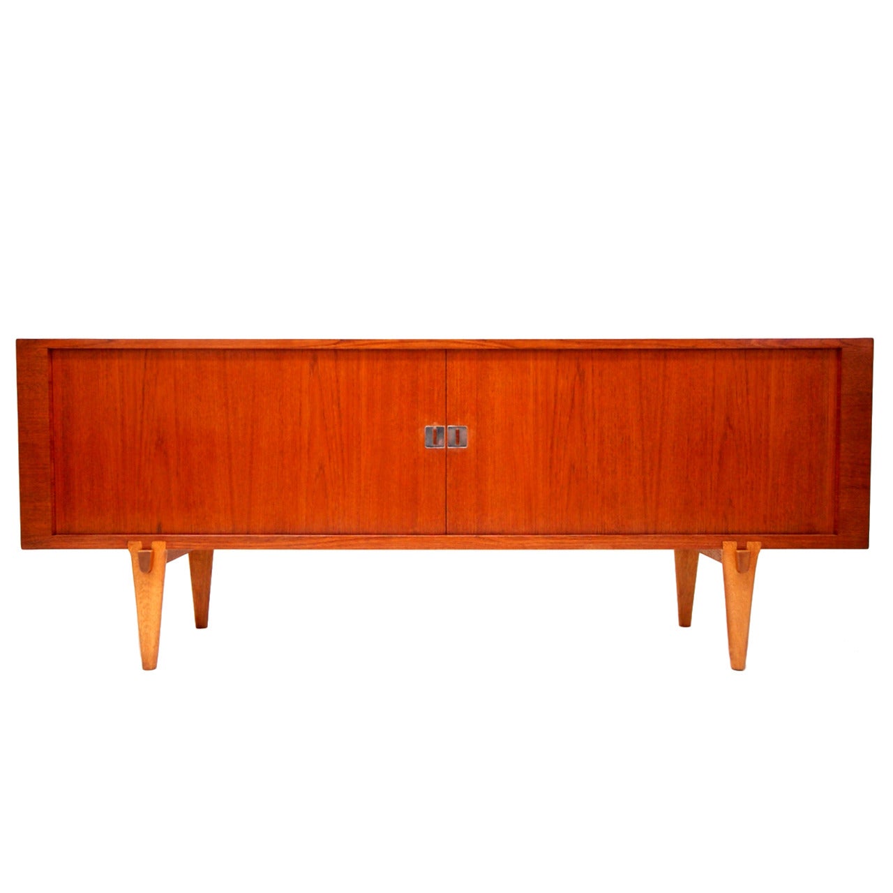 "President" Credenza by Hans Wegner
