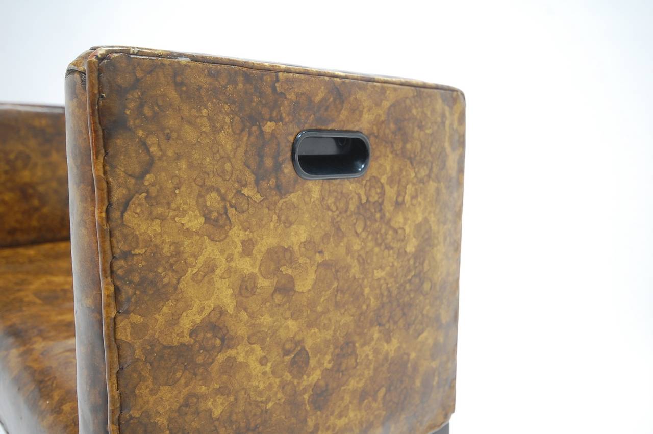 American Bermuda Bench in Original Oil Drop Leather by Dunbar