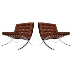 Exceptional Pair of 1960s Barcelona Lounge Chairs by Knoll