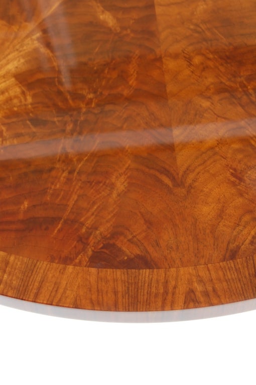 Mid-20th Century Round Cocktail Table