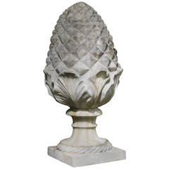 Composition Stone Pineapple