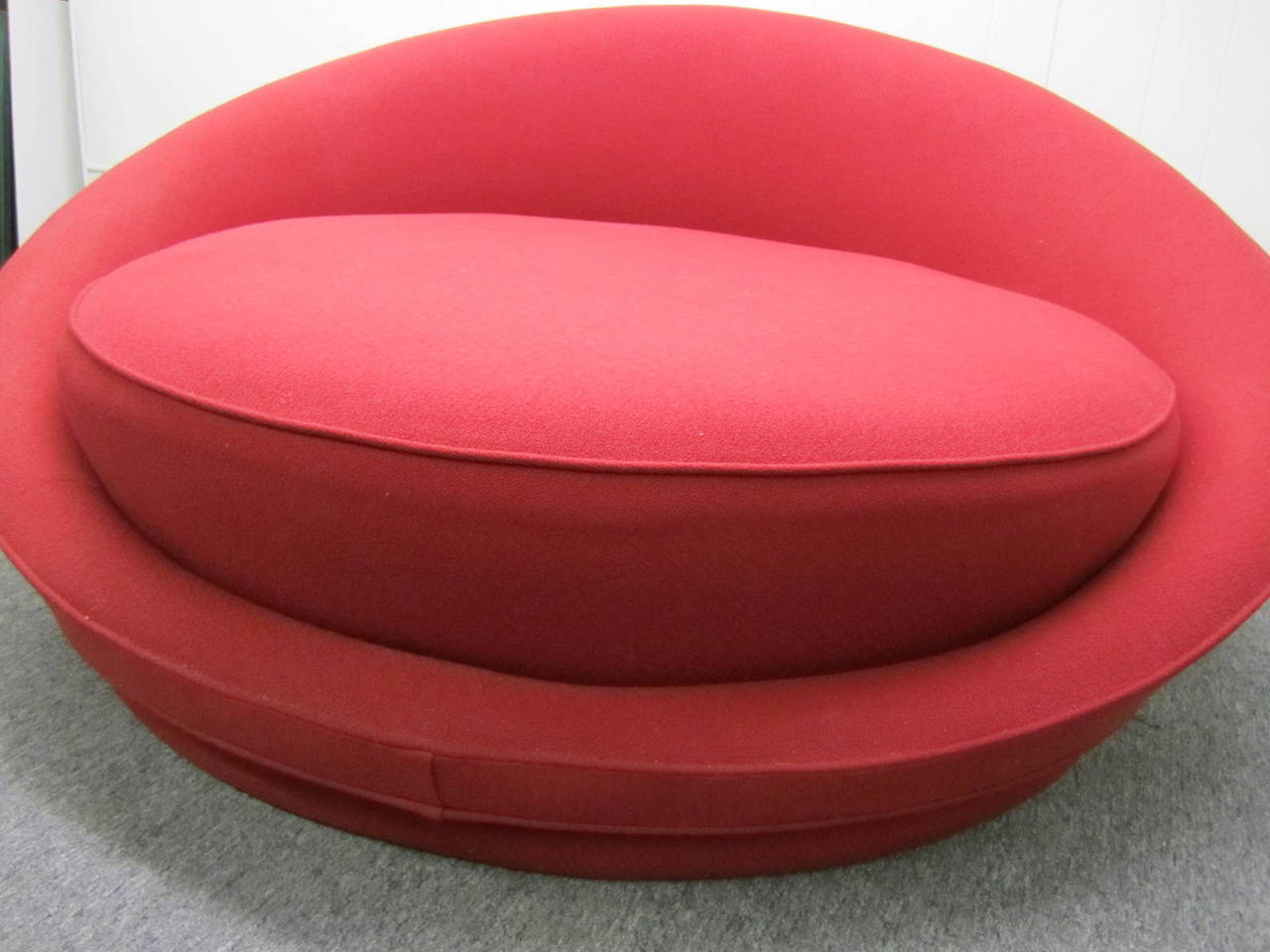 circular lounge chair