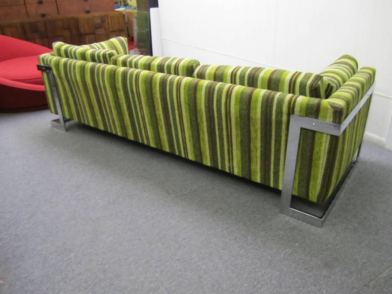 Fabulous Milo Baughman Cubic Chrome Flat Bar Sofa, Mid-Century Modern
