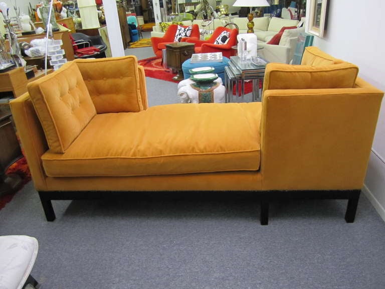 Outstanding Harvey Probber Tete-e-Tete Sofa Mid-century Modern In Good Condition In Pemberton, NJ
