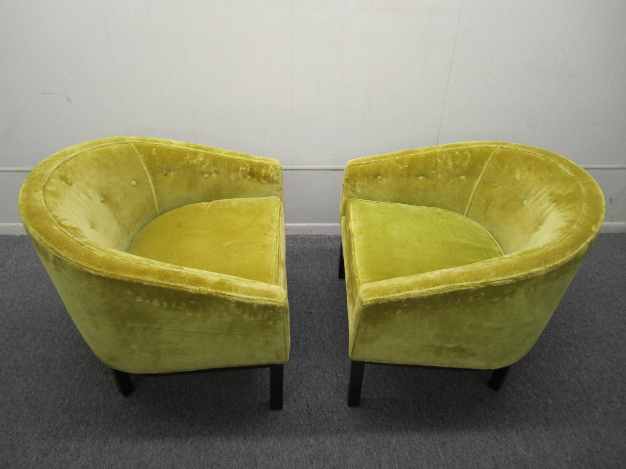 Fabulous Pair Harvey Probber Style Barrel Back Lounge Chairs Mid-century Modern For Sale 2