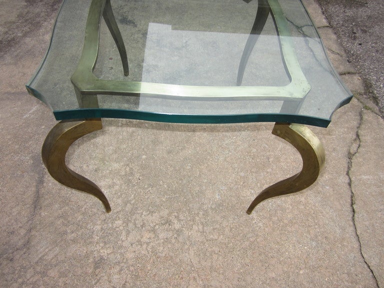 Late 20th Century Gorgeous Italian Modern Cabriole Leg Solid Brass Side Table Regency For Sale