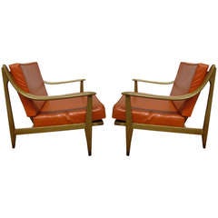 Lovely Pair of Danish 50's Modern Light Walnut Lounge Chairs Mid-century