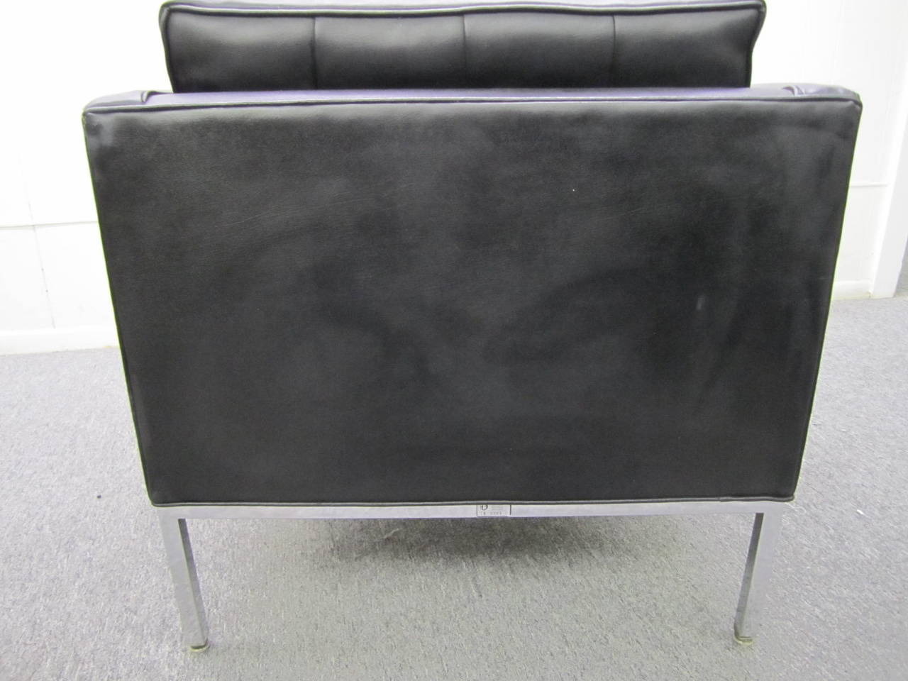 Signed Milo Baughman Chrome Base Cube Lounge Chair Mid-Century Modern In Good Condition For Sale In Pemberton, NJ