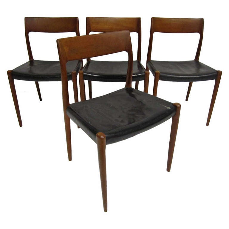 Set of 4 J L Moller Danish Chairs For Sale at 1stdibs