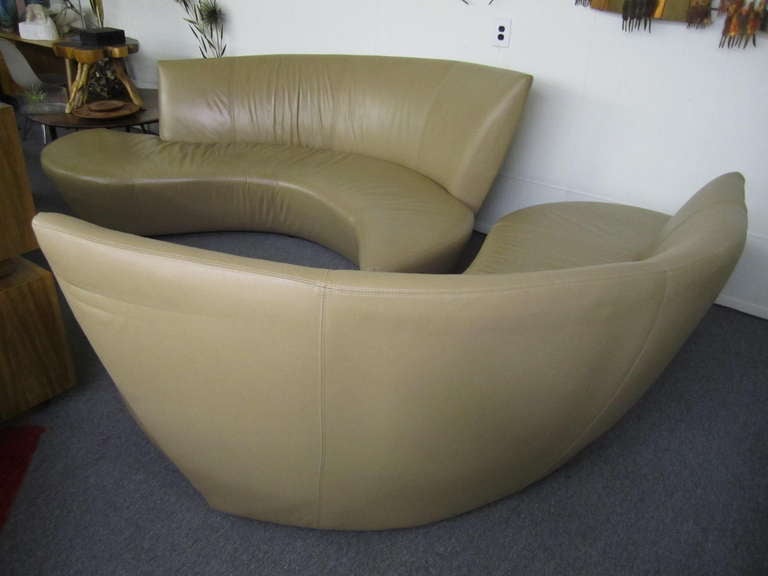 Wood Fabulous Sculptural Modern Vladimir Kagan Leather Bilbao Sofa Mid-century For Sale