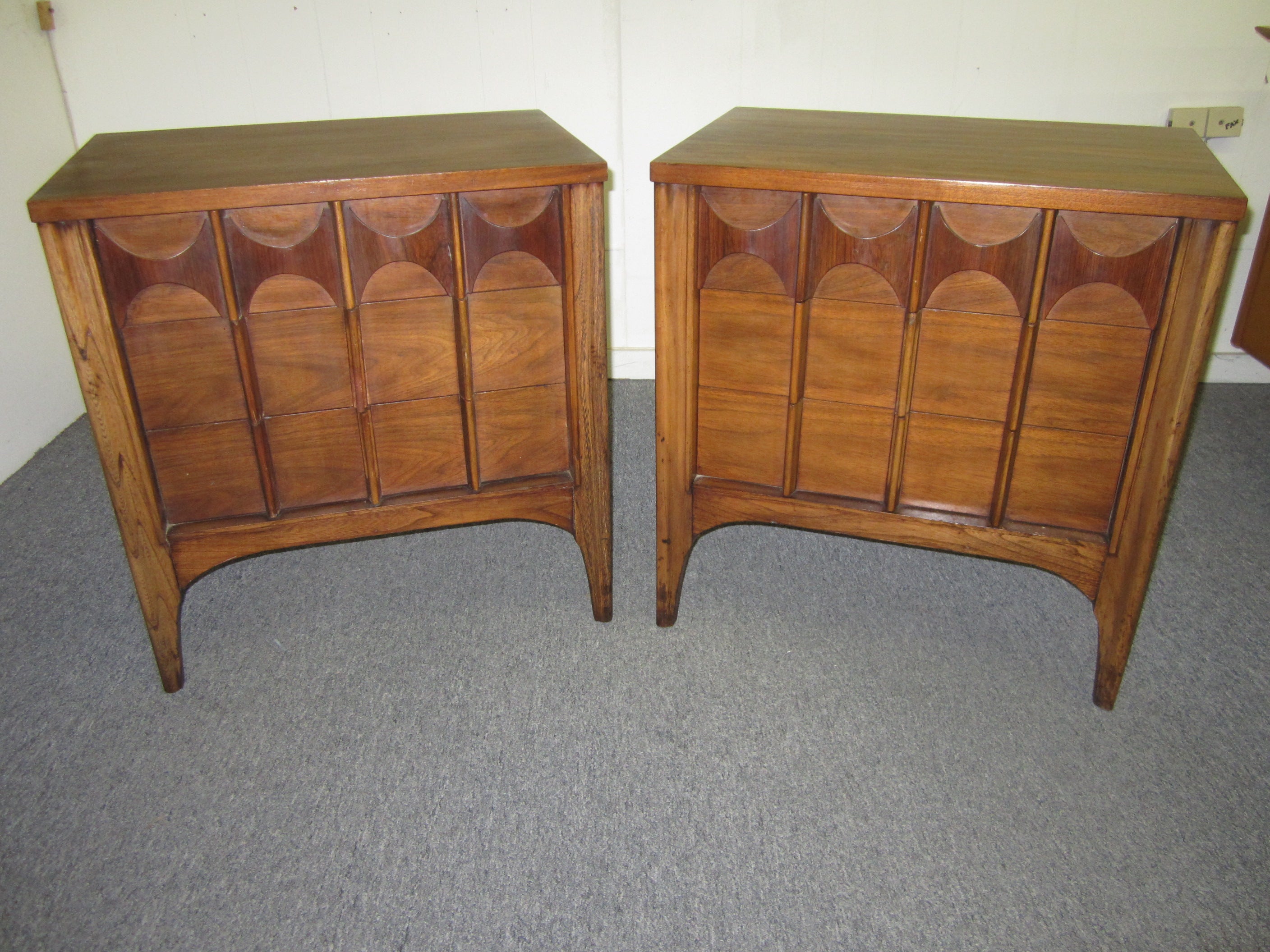 Pair Of Kent Coffey Perspecta Walnut And Rosewood Night Tables Mid-century