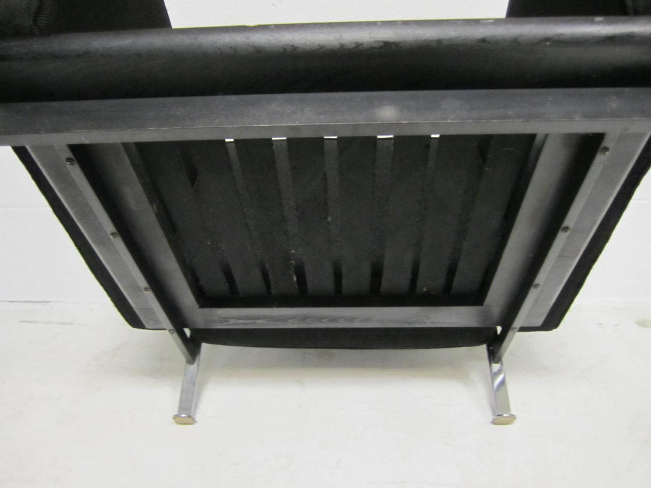 Chaise longue Stendig en acier et tissu d'ameublement Robert Haussmann, mi-siècle moderne en vente 1