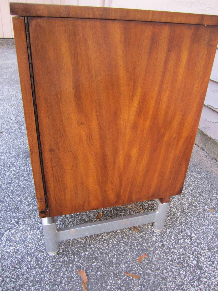 Lovely Pair American Mid-century Modern Burled Walnut Night Stands Chrome Base 3
