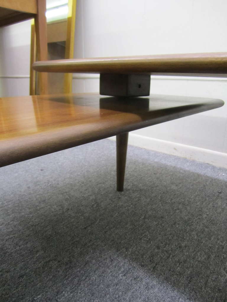Mid-Century Modern Lovely Mid-century Modern Boomerang Style Walnut Lane Coffee Table