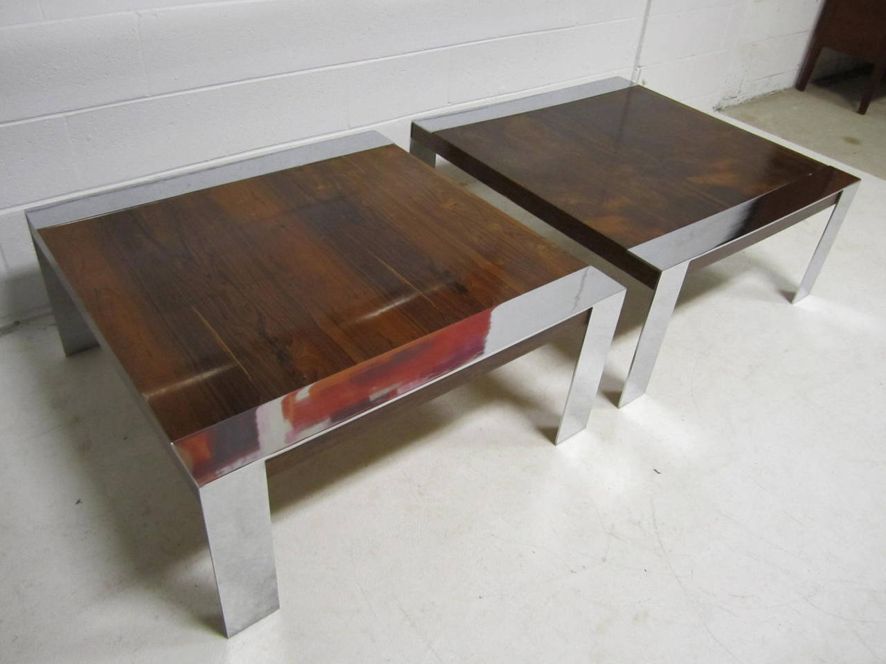 Stunning Pair of Milo Baughman Style Rosewood and Chrome Coffee Tables For Sale 4