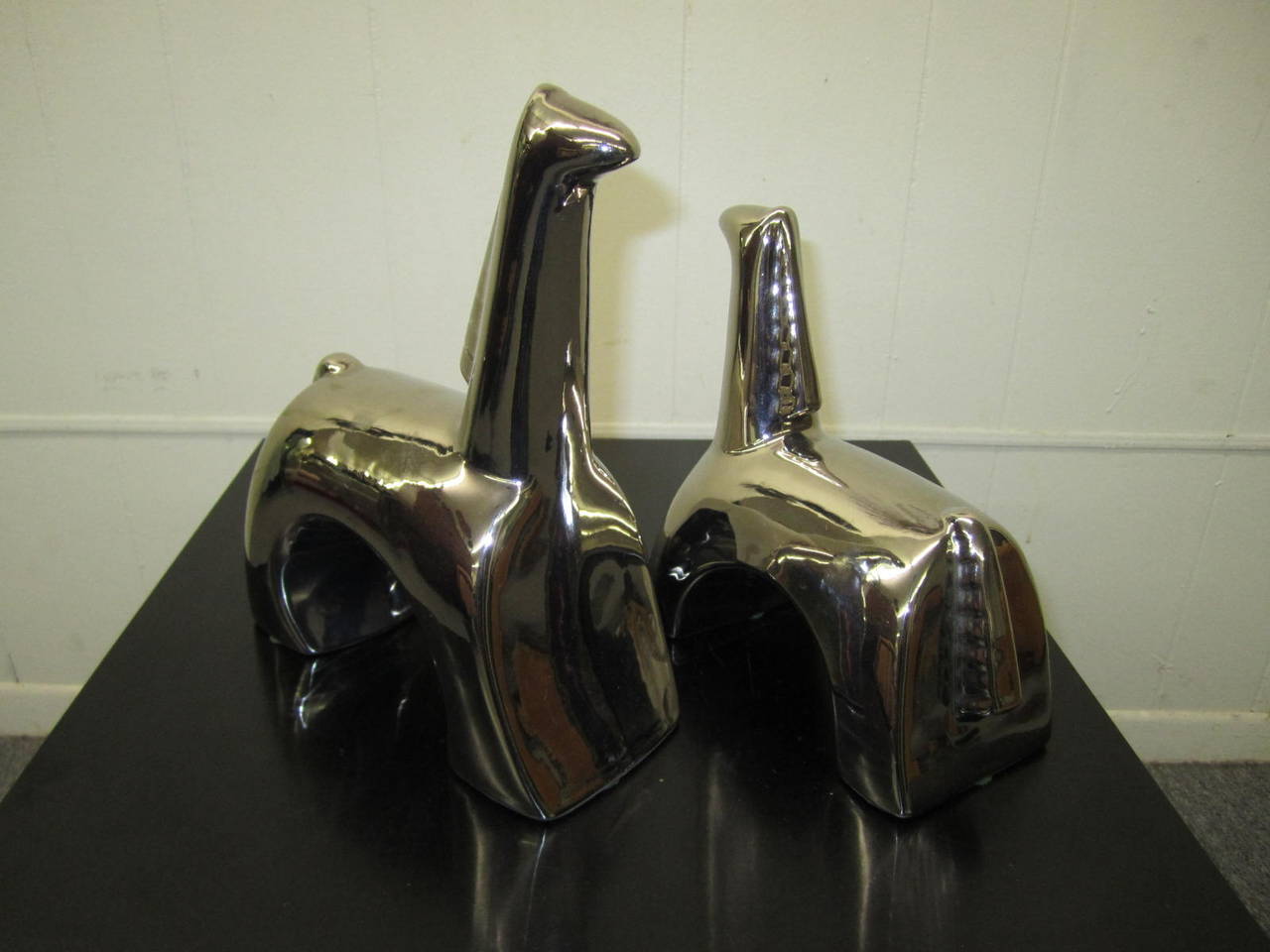 Whimsical Pair Signed Jaru Silvered Ceramic Horse Sculptures Mid-Century Modern In Excellent Condition In Pemberton, NJ
