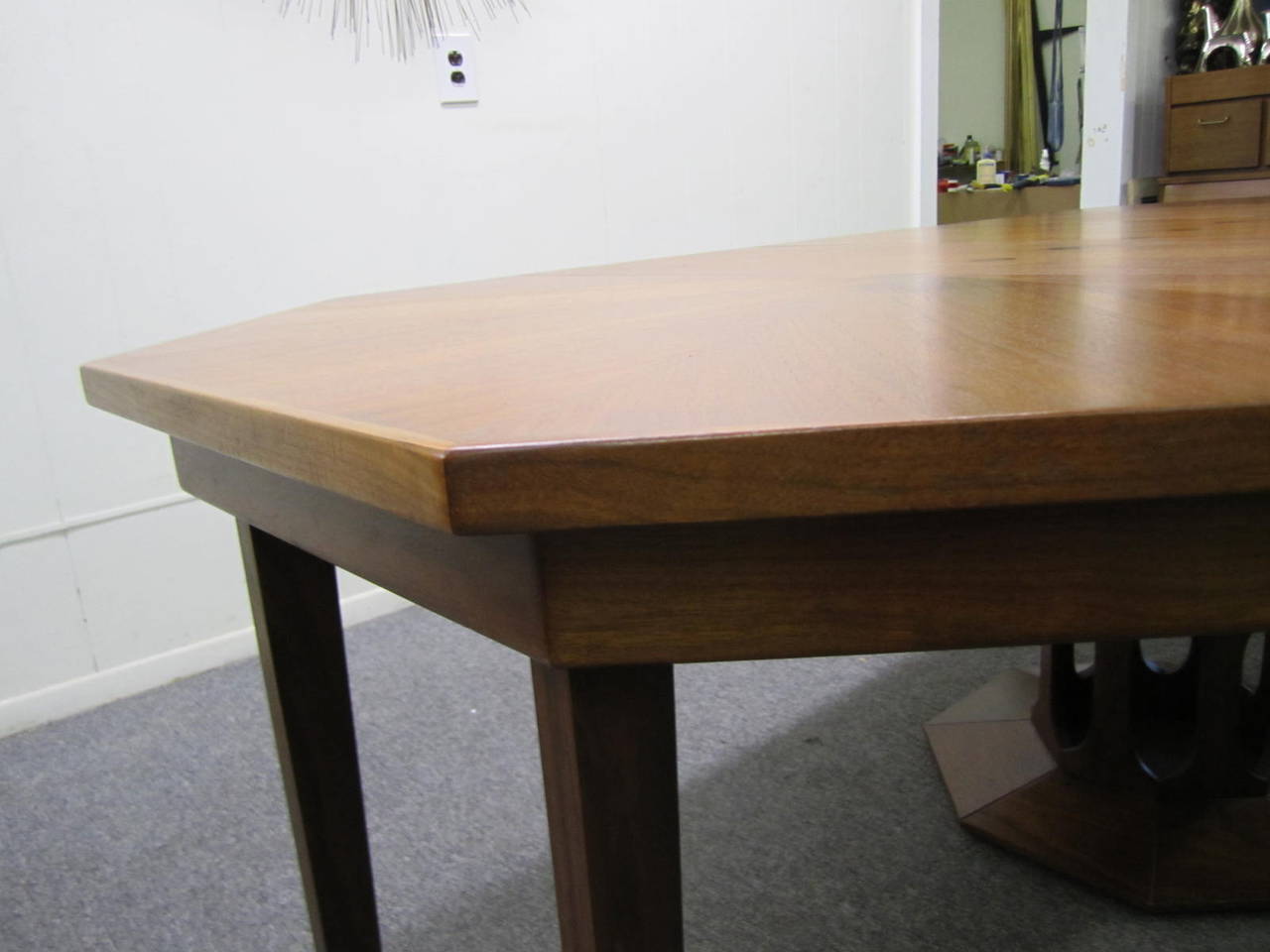 Probber Style Walnut Octagon Extension Table with Three Leaves 1