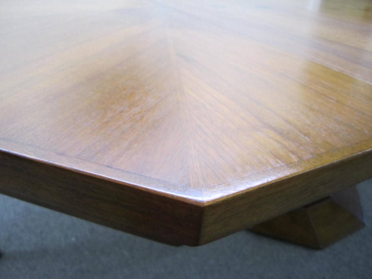 Probber Style Walnut Octagon Extension Table with Three Leaves 3