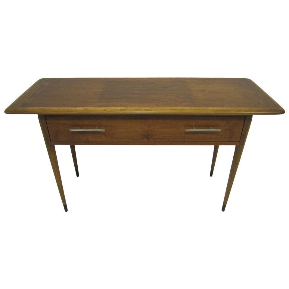 Ravissante et rare table console d'entrée Lane Acclaim en noyer, mi-siècle moderne