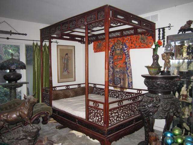 RARE CHINESE MING DYNASTY HUANGHUALI SIX POST CANOPY BED . THIS PIECE WAS ONCE OWNED BY MADAME CHIANG KAI SHEK AND WAS GIVEN AS GIFT TO ADMIRAL 