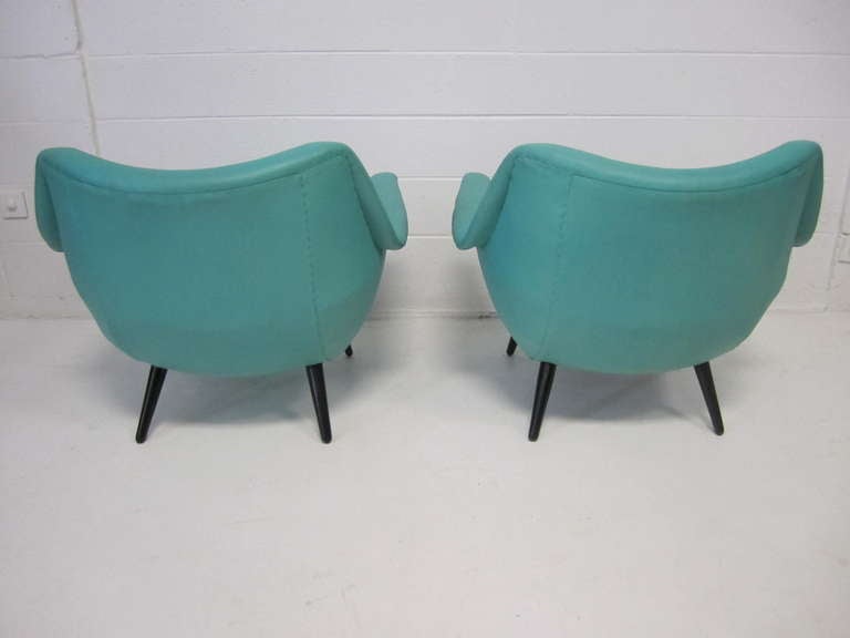 Stunning Pair of Lawrence Peabody Scoop Lounge Chairs, Selig Mid-Century Modern In Good Condition In Pemberton, NJ