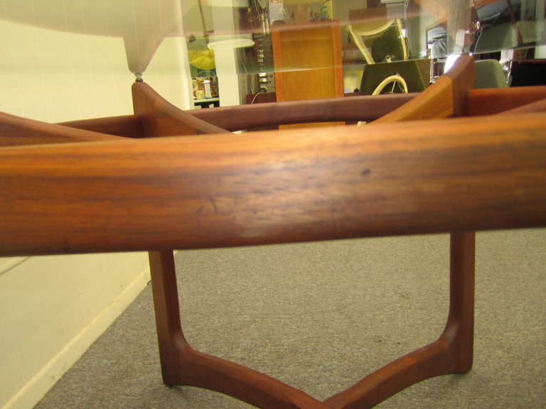 Gorgeous Adrian Pearsall Sculptural Walnut Dining Table Mid-century Modern In Good Condition In Pemberton, NJ