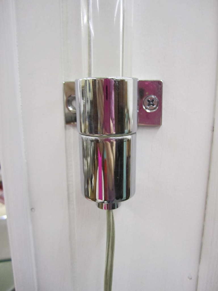 Stunning Pair of Peter Hamburger Crylicord Lucite Wall Sconces Mid-Century Hollywood Regency 1