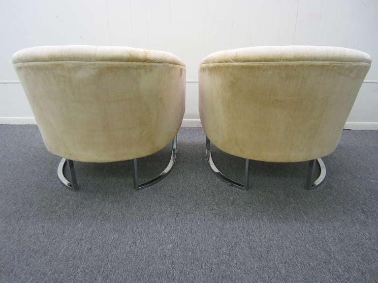 Upholstery Pair of Milo Baughman Style Tufted Chrome Barrel Tub Chairs Mid-Century Modern For Sale