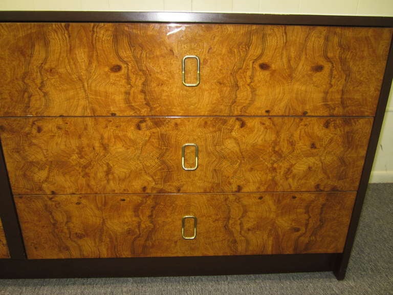 American Gorgeous Milo Baughman Burled Wood Credenza Mid-century Modern For Sale