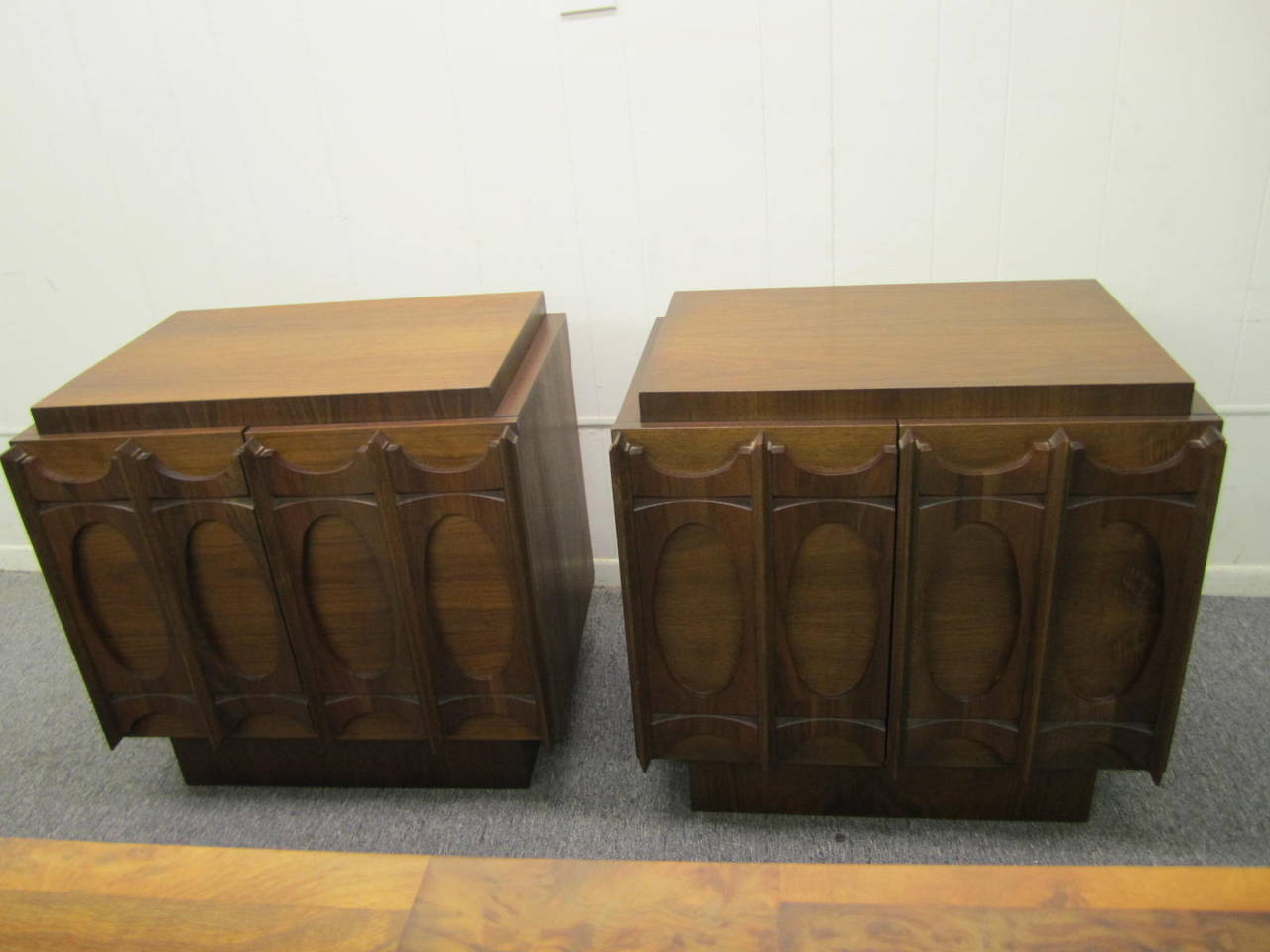 Gorgeous Pair of Brutalist Evans inspired Night Stands Mid-Century Modern 4