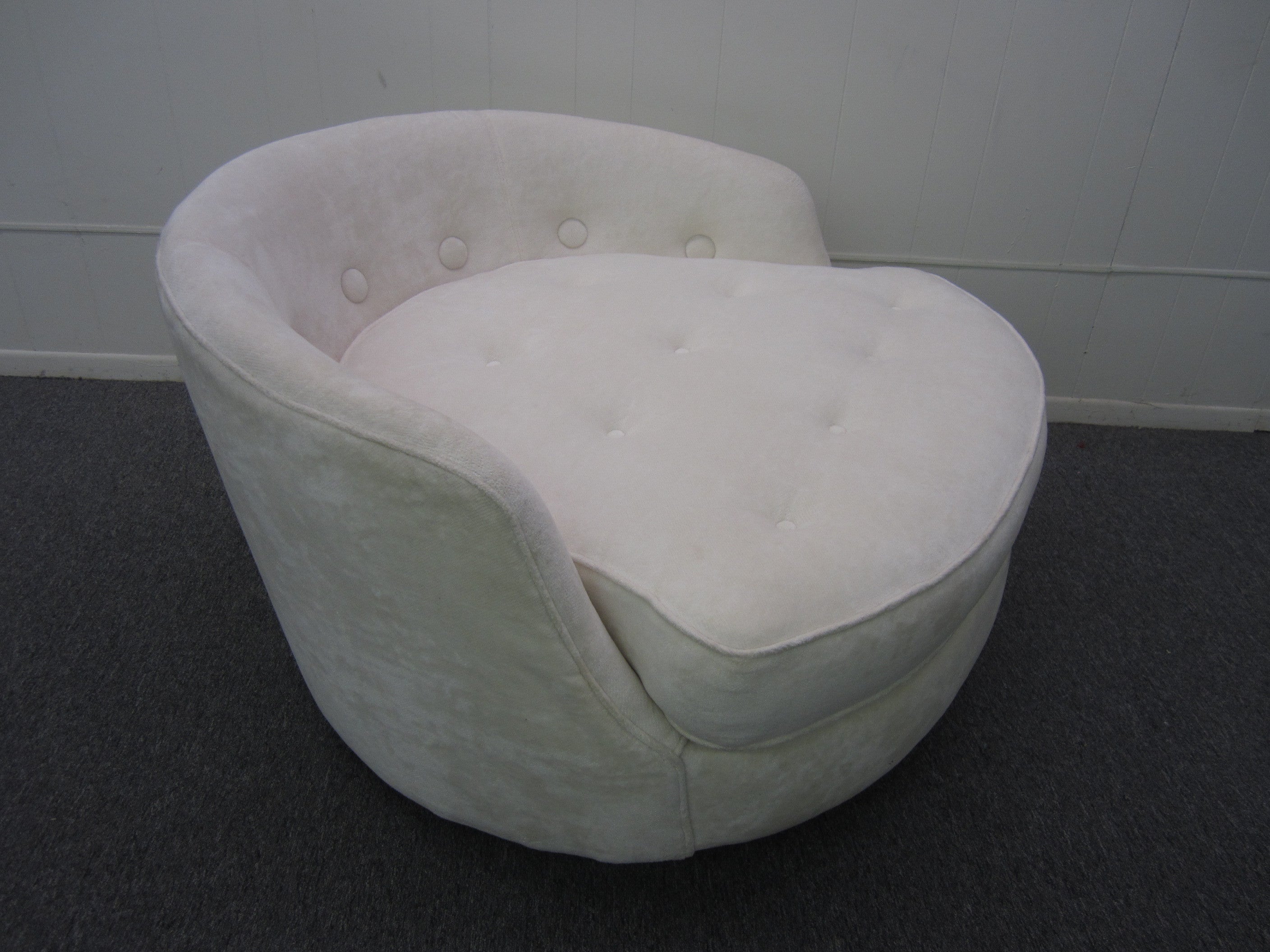 Milo Baughman Thayer Coggin Round Swivel Lounge Chair Mid-Century 