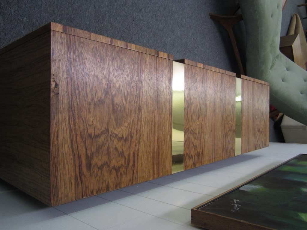 OUTRAGEOUS SIGNED MILO BAUGHMAN THAYER COGGIN ROSEWOOD AND BRASS CREDENZA/HUTCH.  RICH AND LUXURIOUS ELEGANCE THAT ENVELOPES YOU IMMEDIATELY-THIS PIECE IS IN EXCELLENT VINTAGE CONDITION WITH MILD WEAR DUE TO AGE. TO BE HONEST THIS PIECE IS IN