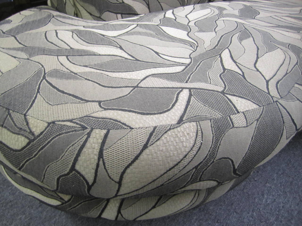 Excellent Pair of Adrian Pearsall for Comfort Designs Kidney-Shaped Sofas In Good Condition In Pemberton, NJ