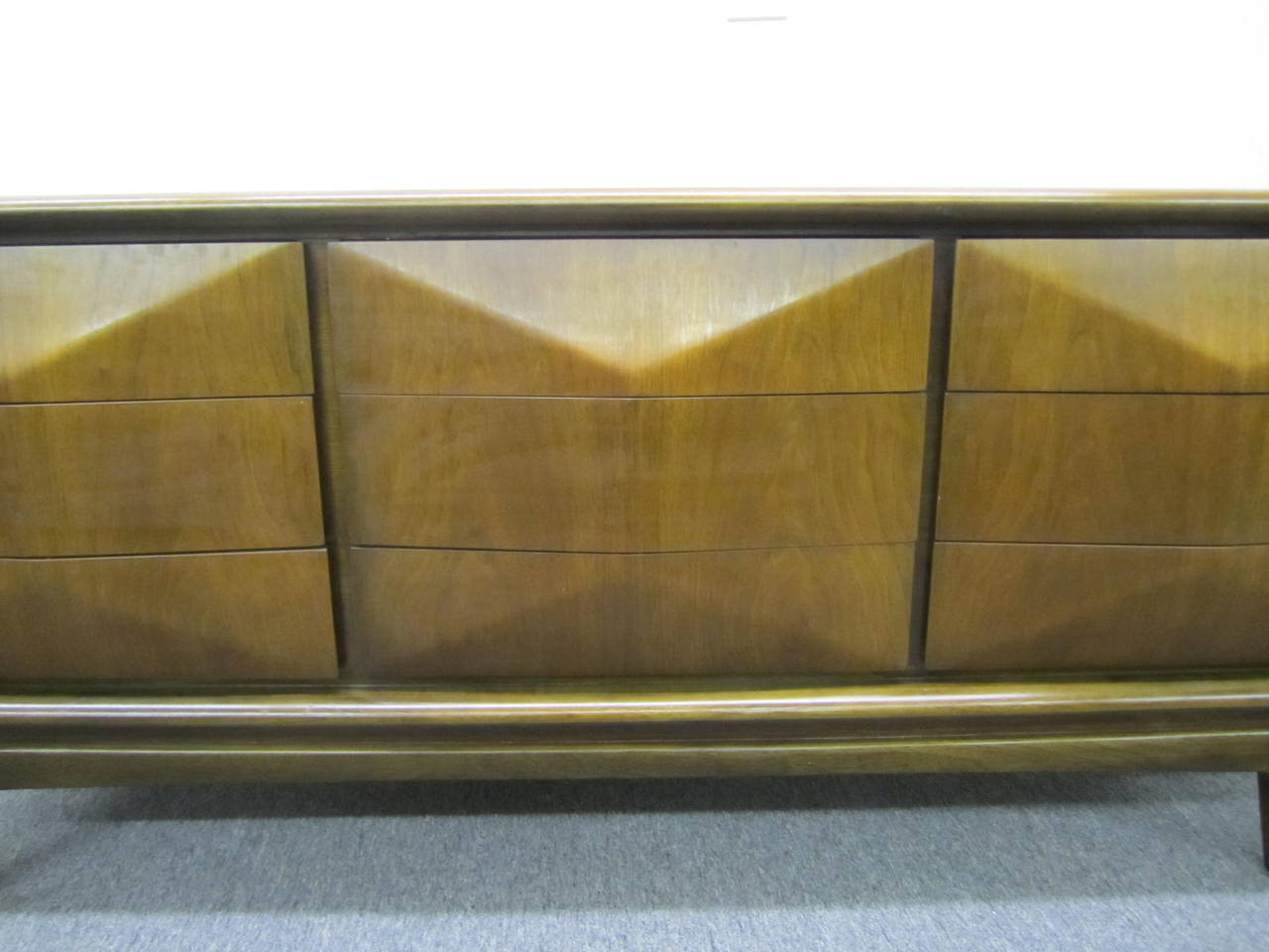 credenza dimensions