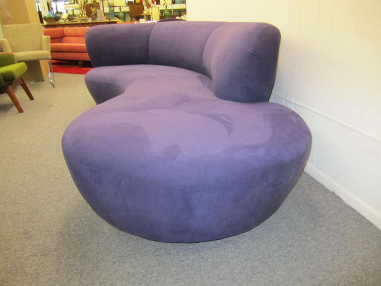 Magnificent Pair of Vladimir Kagan Sepentine Cloud Sofas, Purple Ultra Suede In Excellent Condition In Pemberton, NJ