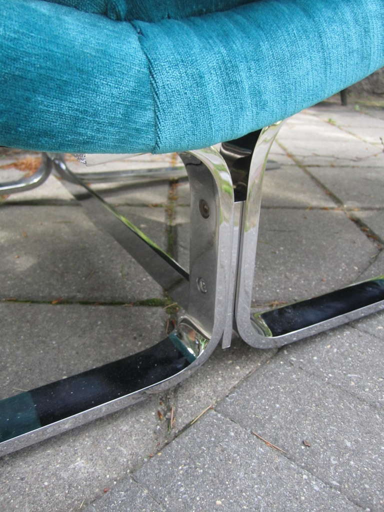 Mid-Century Modern Amazing Chrome Chaise Longue for Brayton International For Sale