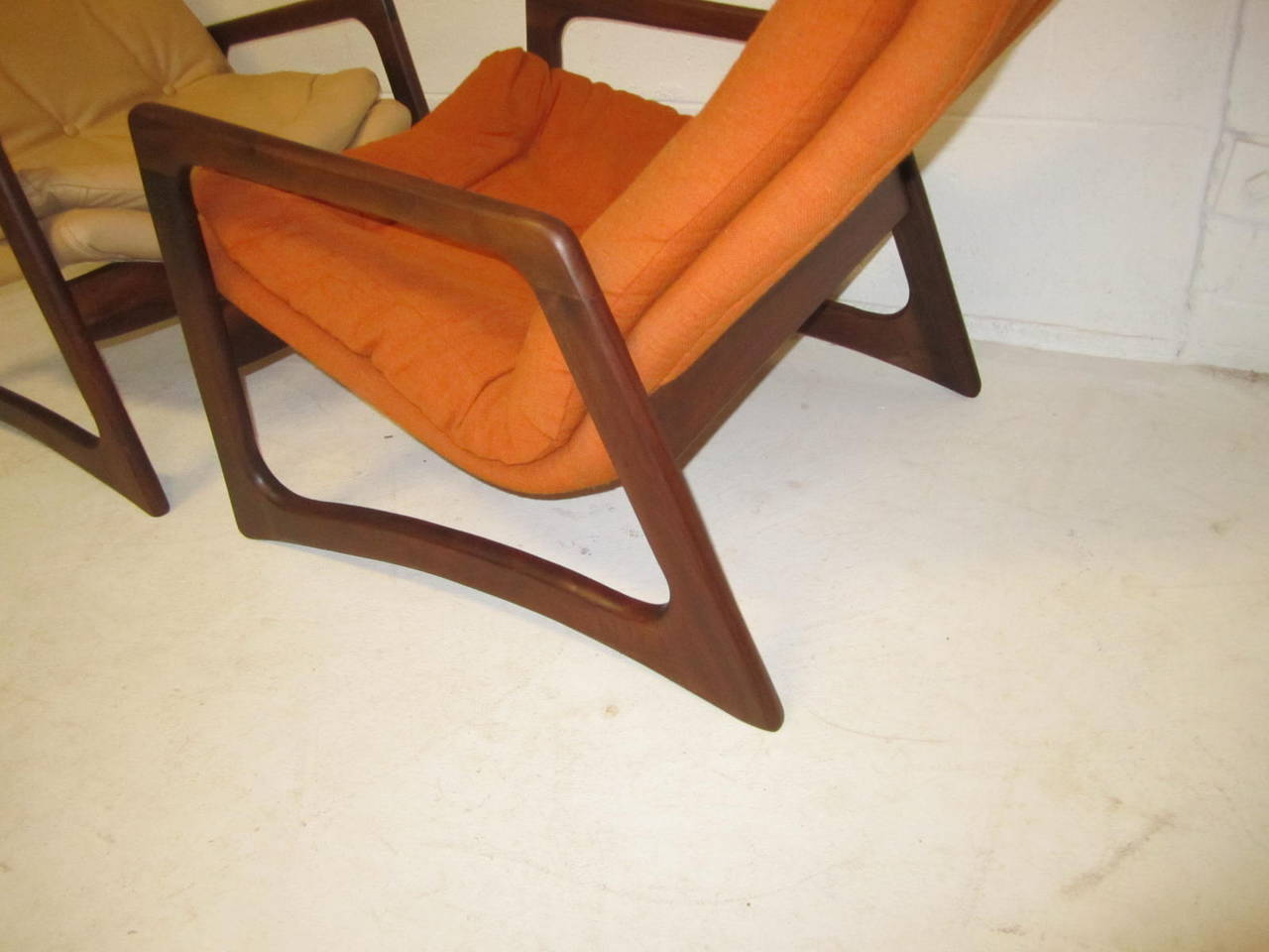 Sculptural Pair of Adrian Pearsall Walnut Lounge Chairs Mid-Century Modern For Sale 2