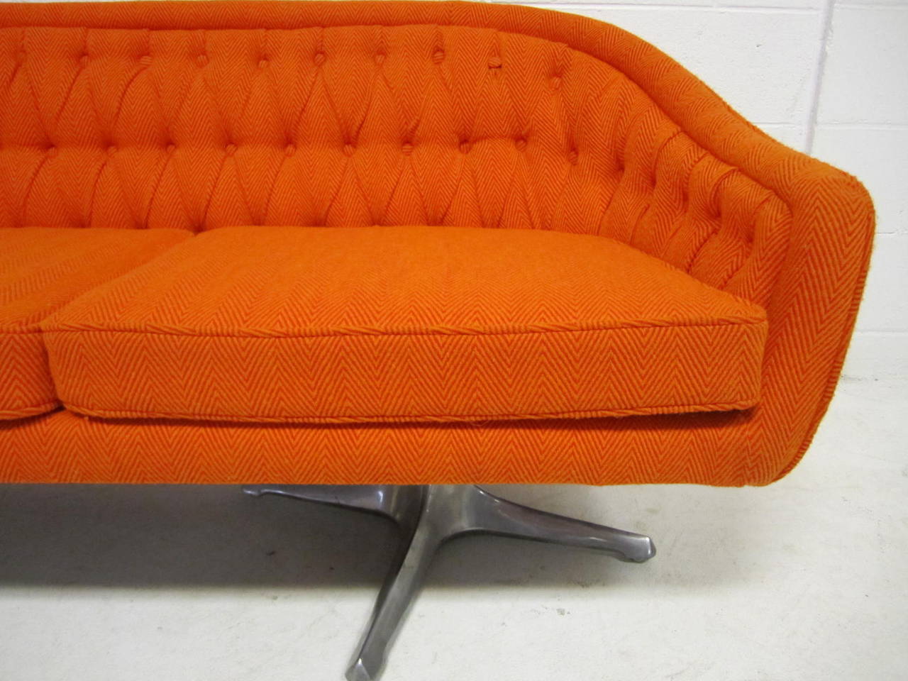 chromcraft sofa
