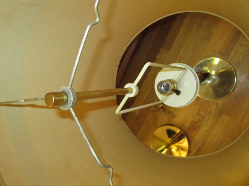 Pair Of Walnut And Brass Wishbone Laurel Lamps Mid-century 3