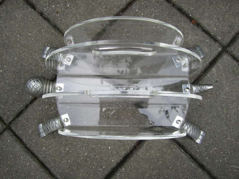 Arthur Court Turtle Portariviste in alluminio e lucite Regency Modern In condizioni ottime in vendita a Pemberton, NJ