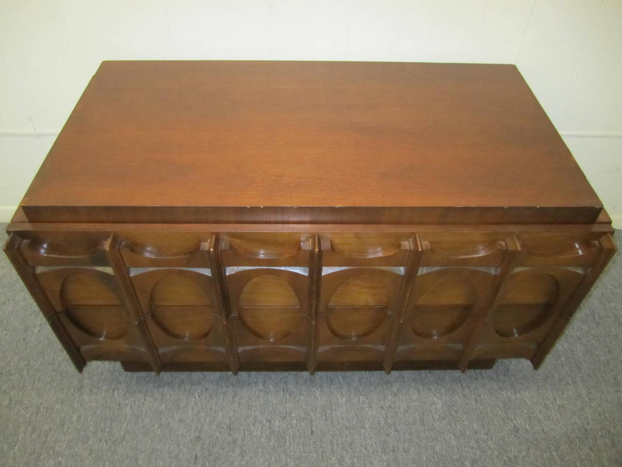 Fantastic Paul Evans inspired Brutalist walnut bachelors chest. Wonderfully carved walnut drawers create a chunky Brutalist look. If unusual style is what you after this is the piece for you. This is a very rare small size for this Brutalist line of