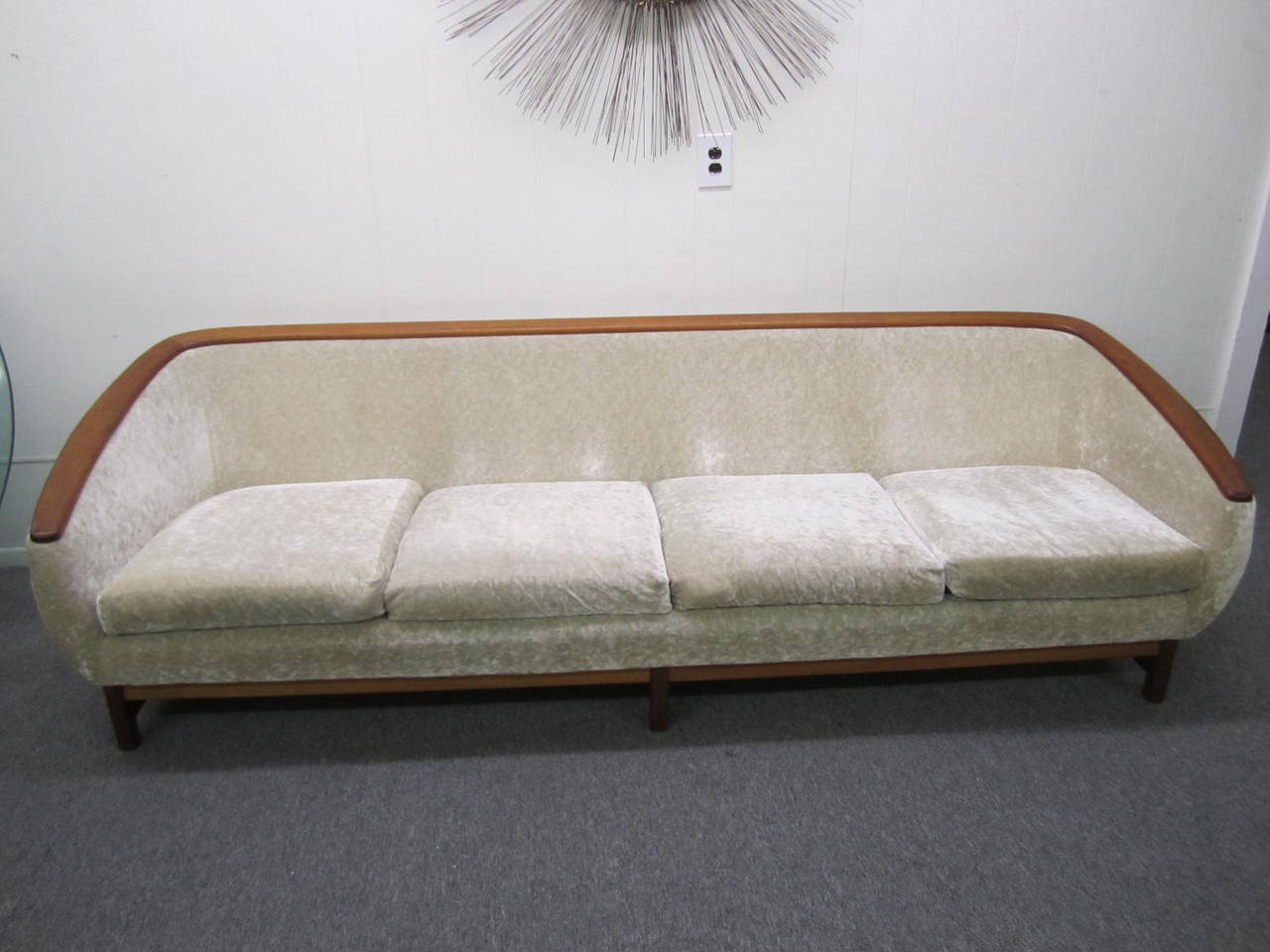 Mid-20th Century Dazzling R. Huber Curved Back Teak Sofa, Mid-Century Danish Modern For Sale