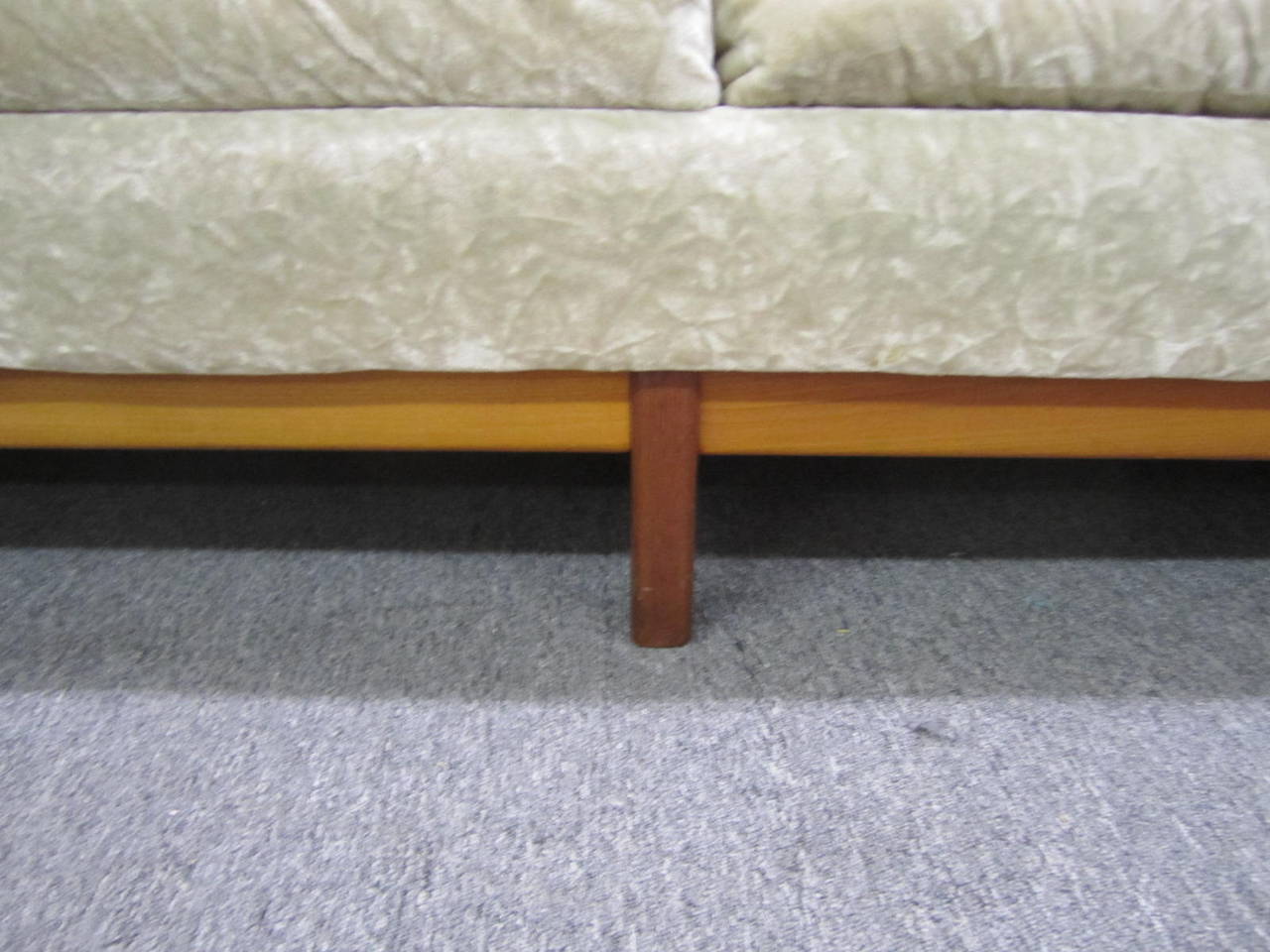 Mid-Century Modern Dazzling R. Huber Curved Back Teak Sofa, Mid-Century Danish Modern For Sale