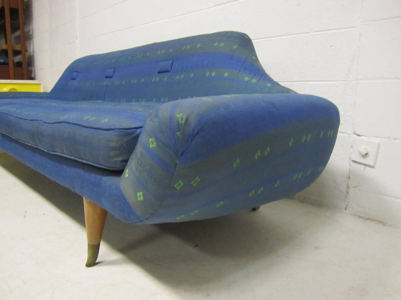 Américain Fabuleux canapé Gondola de style Karpen de l'ère spatiale, mi-siècle moderne en vente