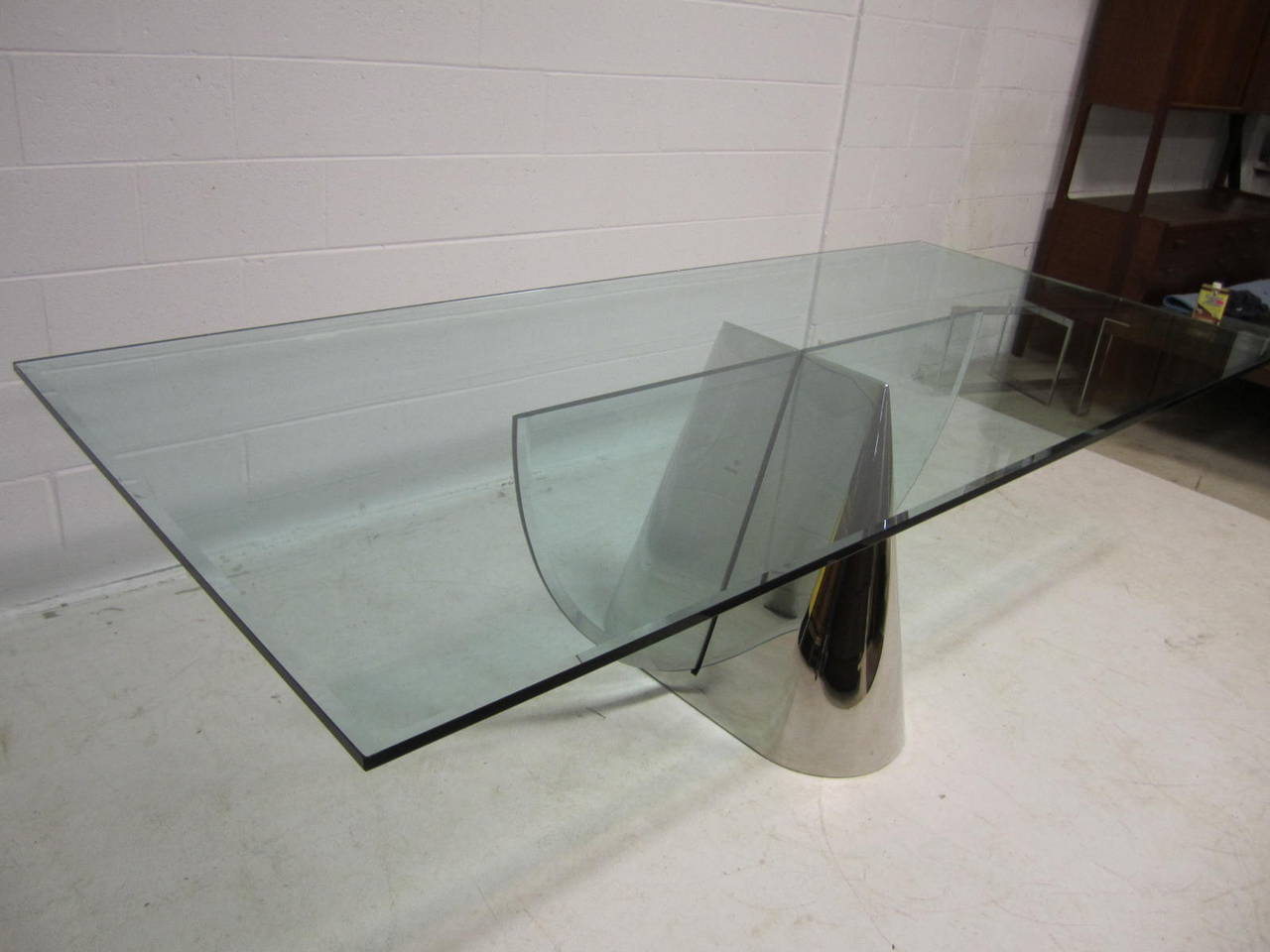 Table Pinnacle Brueton conçue par Jay Wade Beam, mi-siècle moderne en vente 1
