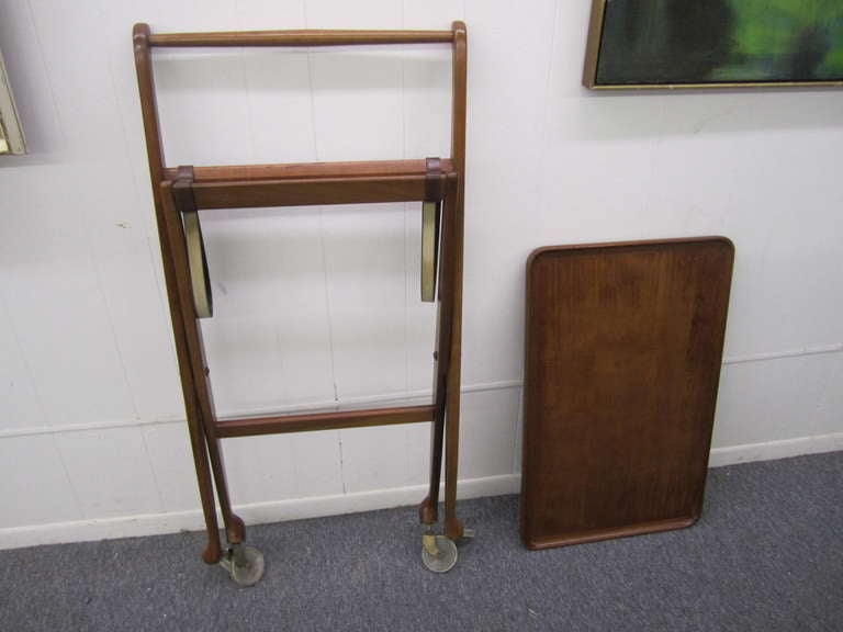 Walnut Wonderful Drexel Rolling Bar Cart Mid-Century Modern, circa 1957 For Sale